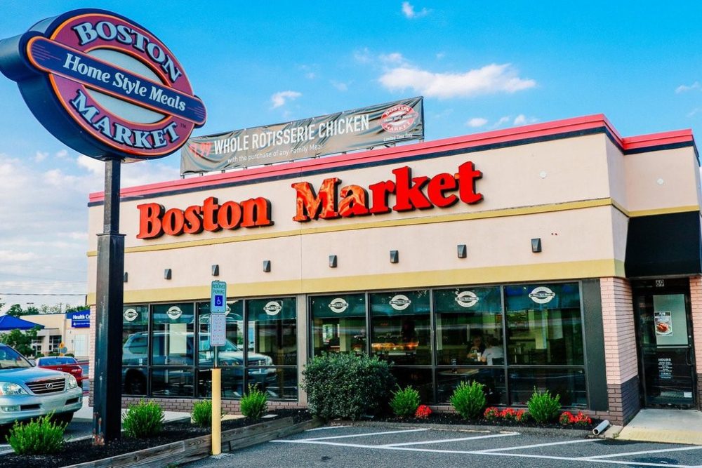Image of the exterior of a Boston Market, the chain founded by the article's subject, George Naddaff
